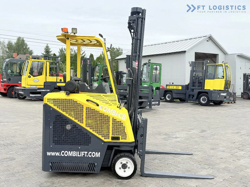 Combilift CB2500 / DUPLEX / 4100MM / DIESEL / FREE LIFT / FORK POSITIONER / SIDE SHIFT / LIKE NEW / Wide range of four-way and side loader - Viljuškar sa 4 strane: slika 5 Combilift CB2500 / DUPLEX / 4100MM / DIESEL / FREE LIFT / FORK POSITIONER / SIDE SHIFT / LIKE NEW / Wide range of four-way and side loader - Viljuškar sa 4 strane: slika 5