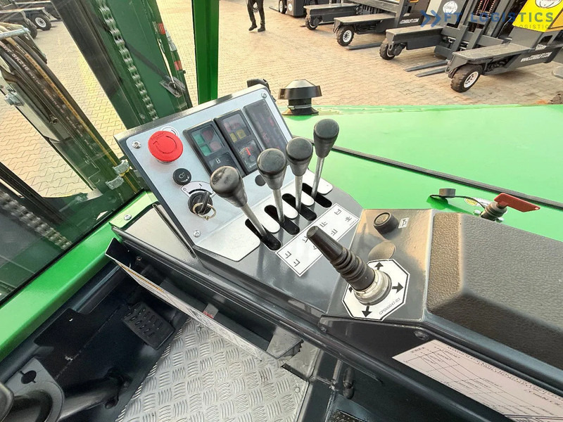 Viljuškar sa 4 strane Combilift COMBILIFT C4000CB – TRIPLEX 5200mm – Year 2017 – LPG – FREE LIFT – SIDESHIFT – FORK POSITIONER – CONDITION 5/5 COMBILIFT C4000CB: slika 17 Viljuškar sa 4 strane Combilift COMBILIFT C4000CB – TRIPLEX 5200mm – Year 2017 – LPG – FREE LIFT – SIDESHIFT – FORK POSITIONER – CONDITION 5/5 COMBILIFT C4000CB: slika 17