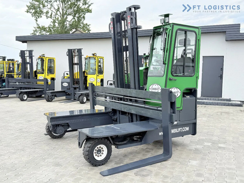 Combilift Combilift C4500 / DIESEL / DUPLEX 4000MM / WIDE FORK POSITIONER / HEATING / FULL CABIN / PERFECT CONDITION / Wide range of four- - Viljuškar sa 4 strane: slika 2 Combilift Combilift C4500 / DIESEL / DUPLEX 4000MM / WIDE FORK POSITIONER / HEATING / FULL CABIN / PERFECT CONDITION / Wide range of four- - Viljuškar sa 4 strane: slika 2