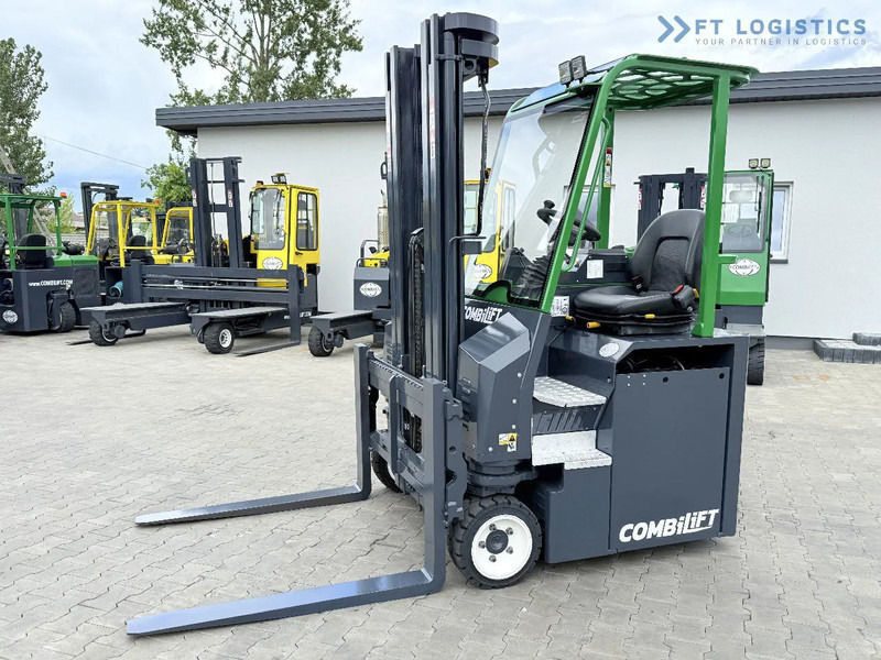 Combilift Combilift CBE2500 / TRIPLEX / 5500MM / FREE LIFT / ELECTRIC DRIVE / ONLY 2300 MTH / FORK POSITIONER / SIDE SHIFT / NEW TYRES / L - Viljuškar sa 4 strane: slika 2 Combilift Combilift CBE2500 / TRIPLEX / 5500MM / FREE LIFT / ELECTRIC DRIVE / ONLY 2300 MTH / FORK POSITIONER / SIDE SHIFT / NEW TYRES / L - Viljuškar sa 4 strane: slika 2