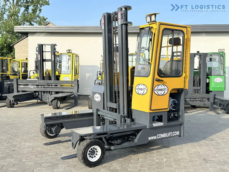 Combilift Combilift FOUR-WAY MULTIDIRECTIONAL FORKLIFT C4000 / GAS / DUPLEX 4500MM / ONLY 6604 HOURS / SIDE SHIFT / FULL CABIN / PERFECT C - Viljuškar sa 4 strane: slika 2 Combilift Combilift FOUR-WAY MULTIDIRECTIONAL FORKLIFT C4000 / GAS / DUPLEX 4500MM / ONLY 6604 HOURS / SIDE SHIFT / FULL CABIN / PERFECT C - Viljuškar sa 4 strane: slika 2