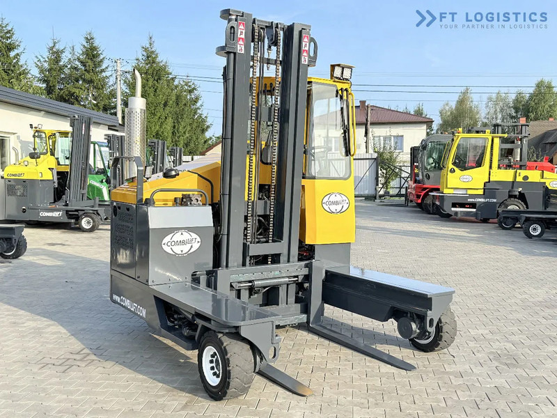 Combilift Combilift FOUR-WAY MULTIDIRECTIONAL FORKLIFT C4000 / GAS / DUPLEX 4500MM / ONLY 6604 HOURS / SIDE SHIFT / FULL CABIN / PERFECT C - Viljuškar sa 4 strane: slika 5 Combilift Combilift FOUR-WAY MULTIDIRECTIONAL FORKLIFT C4000 / GAS / DUPLEX 4500MM / ONLY 6604 HOURS / SIDE SHIFT / FULL CABIN / PERFECT C - Viljuškar sa 4 strane: slika 5