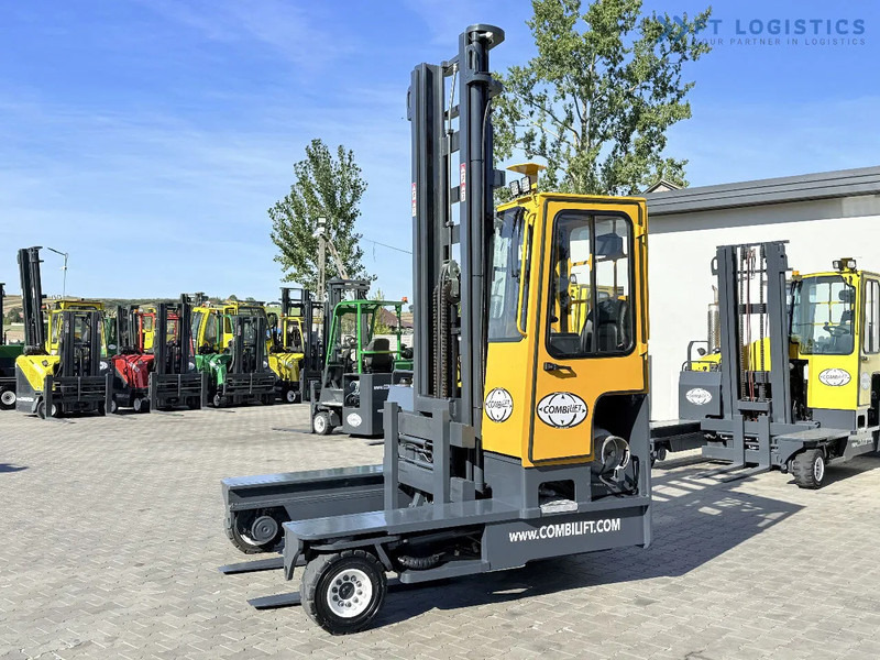 Combilift FOUR-WAY MULTIDIRECTIONAL FORKLIFT / C4000 / DUPLEX - 5500MM / FREE-LIFT / FORKS POSITIONER / LIKE-NEW FOUR-WAY MULTIDIRECTIONAL - Viljuškar sa 4 strane: slika 3 Combilift FOUR-WAY MULTIDIRECTIONAL FORKLIFT / C4000 / DUPLEX - 5500MM / FREE-LIFT / FORKS POSITIONER / LIKE-NEW FOUR-WAY MULTIDIRECTIONAL - Viljuškar sa 4 strane: slika 3