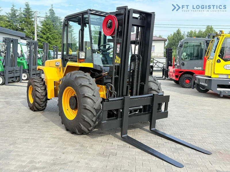 JCB 940 / DIESEL / TRIPLEX 4500MM / FORK POSITIONER / SIDE SHIFT / 4T / NEW TYRES / LIKE NEW 940 / DIESEL / TRIPLEX 4500MM / FORK PO - Terenski viljuškar: slika 5 JCB 940 / DIESEL / TRIPLEX 4500MM / FORK POSITIONER / SIDE SHIFT / 4T / NEW TYRES / LIKE NEW 940 / DIESEL / TRIPLEX 4500MM / FORK PO - Terenski viljuškar: slika 5