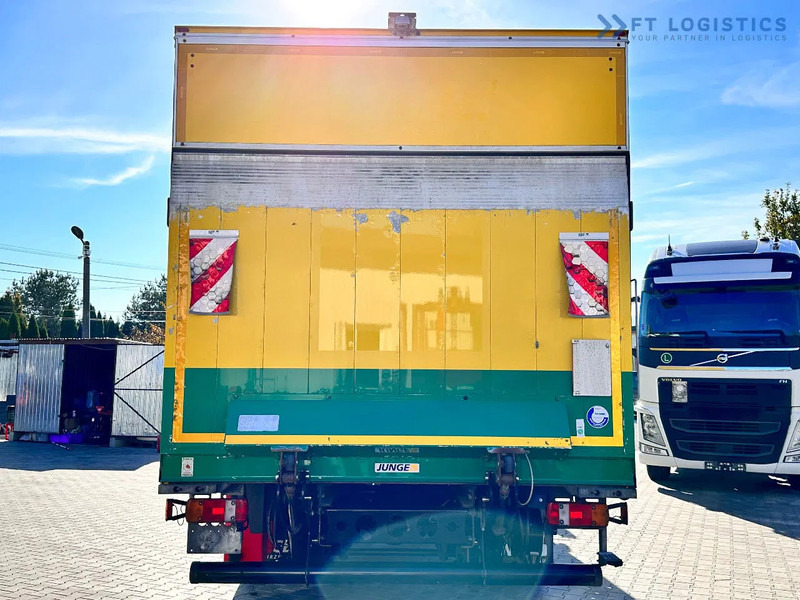 MAN TGM 15.250 MAN TGM 15.250 4X2 / CONTAINER - 16 PALLETS / TAIL LIFT / TIRES 80% / PERFECT CONDITION - Kamion sa zatvorenim sandukom: slika 5 MAN TGM 15.250 MAN TGM 15.250 4X2 / CONTAINER - 16 PALLETS / TAIL LIFT / TIRES 80% / PERFECT CONDITION - Kamion sa zatvorenim sandukom: slika 5