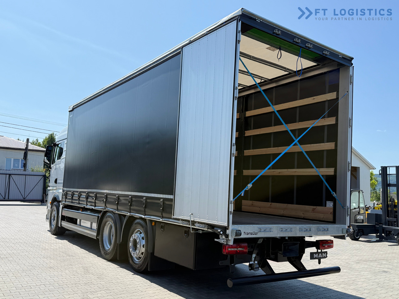 Kamion sa ceradom novi MAN TGX 26.470 / 19 Pallets / Steering Axle / 15 Ton Payload / Retarder / Excellent Condition: slika 44