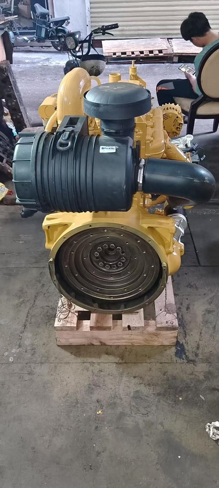 CATERPILLAR 3054 - Motor za Bager: slika 4 CATERPILLAR 3054 - Motor za Bager: slika 4