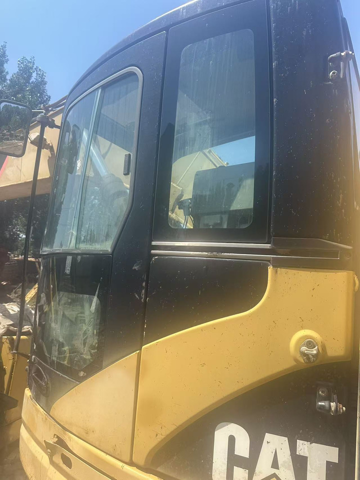 CATERPILLAR 314C - Kabina za Bager: slika 2 CATERPILLAR 314C - Kabina za Bager: slika 2