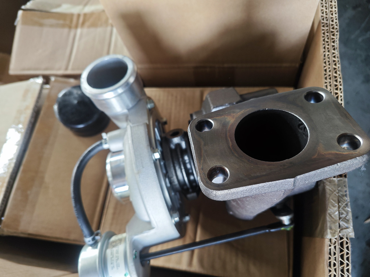 CATERPILLAR 482-0233 - Turbo za Bager: slika 4 CATERPILLAR 482-0233 - Turbo za Bager: slika 4