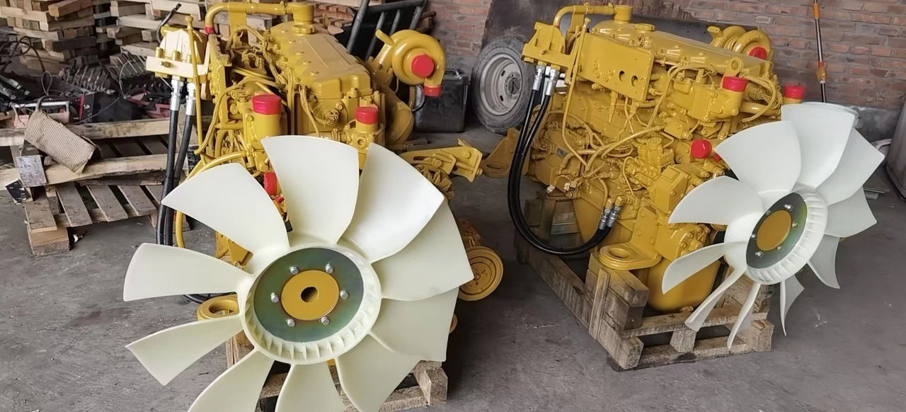 CATERPILLAR C6.4 - Motor za Bager: slika 1 CATERPILLAR C6.4 - Motor za Bager: slika 1