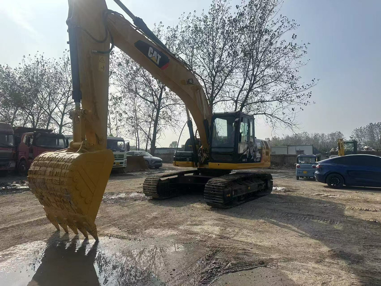 Bager guseničar CATERPILLAR: slika 7