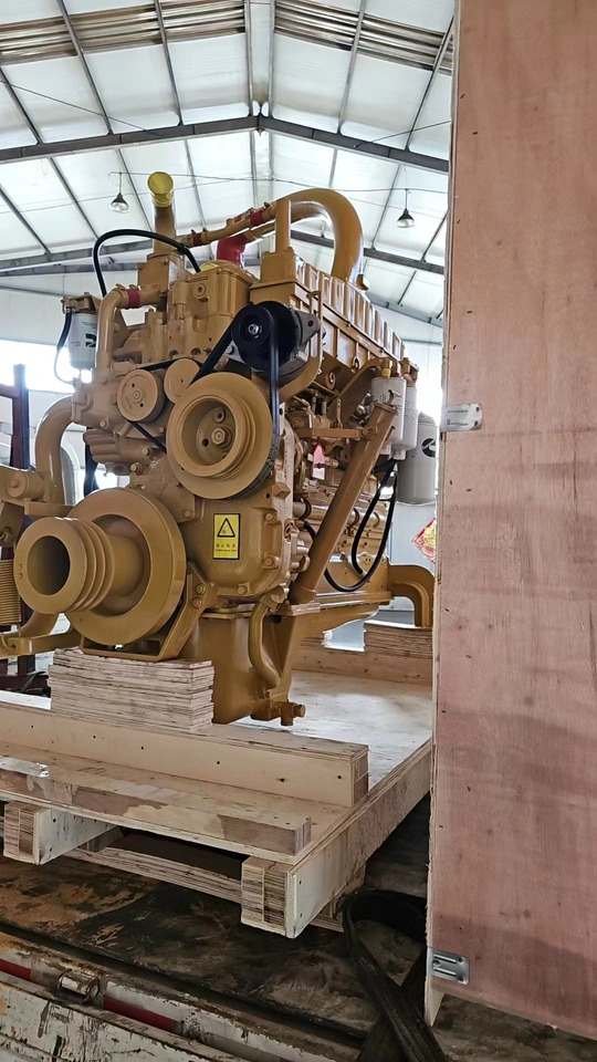 CUMMINS NTA855 - Motor za Buldožer: slika 4 CUMMINS NTA855 - Motor za Buldožer: slika 4