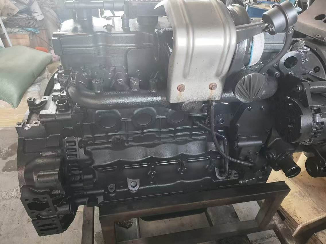 CUMMINS QSB6.7 - Motor za Bager: slika 1 CUMMINS QSB6.7 - Motor za Bager: slika 1