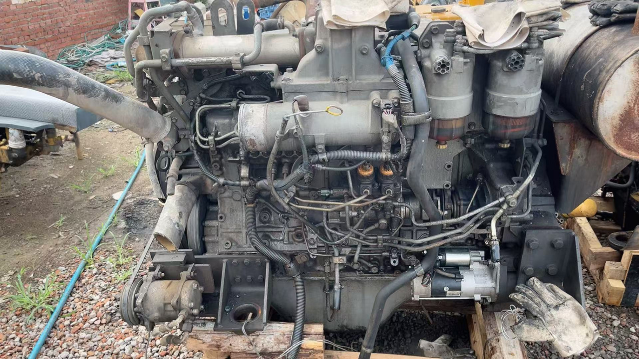 CUMMINS QSB7 - Motor za Bager: slika 1 CUMMINS QSB7 - Motor za Bager: slika 1