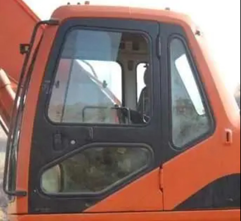 DOOSAN DX225 - Kabina za Bager: slika 2 DOOSAN DX225 - Kabina za Bager: slika 2