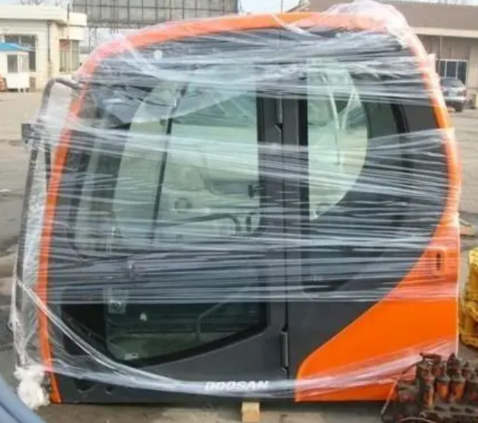 DOOSAN DX225 - Kabina za Bager: slika 4 DOOSAN DX225 - Kabina za Bager: slika 4