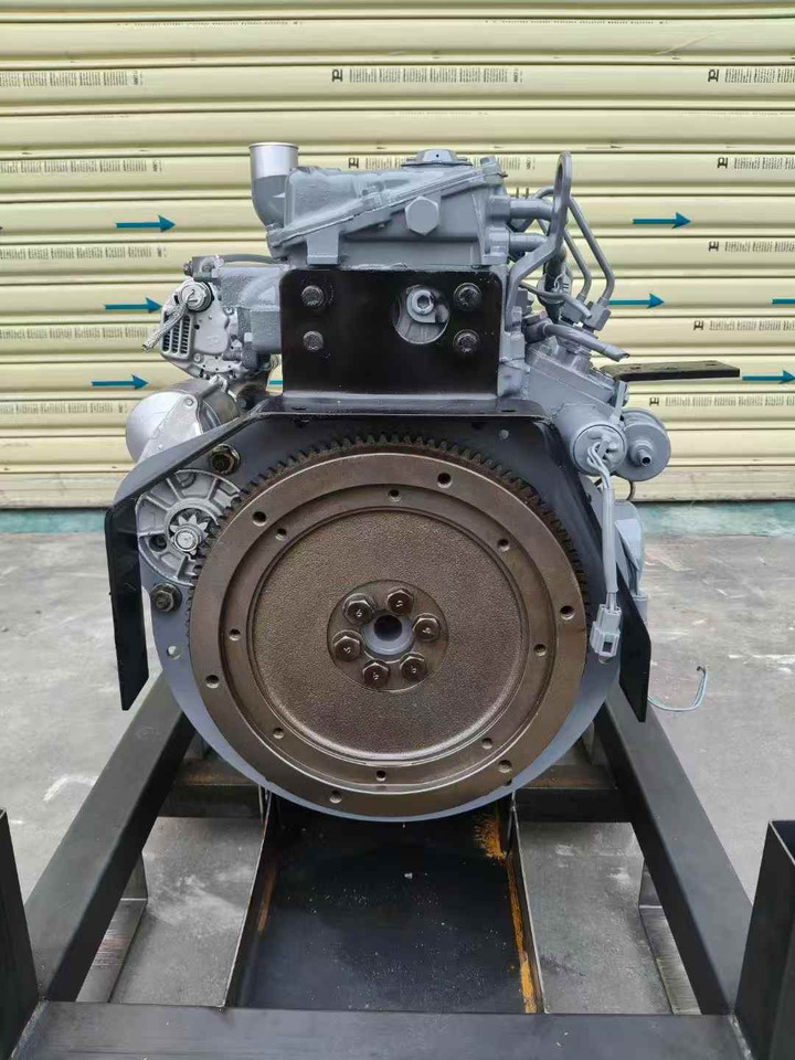 ISUZU 3LB1 - Motor za Bager: slika 2 ISUZU 3LB1 - Motor za Bager: slika 2