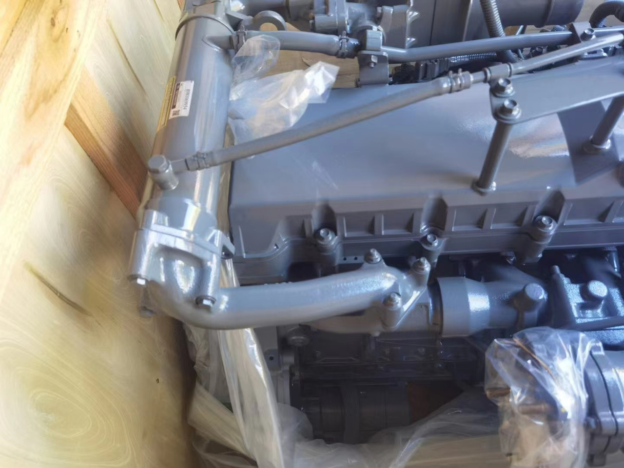 ISUZU 4HK1 - Motor za Bager: slika 1 ISUZU 4HK1 - Motor za Bager: slika 1