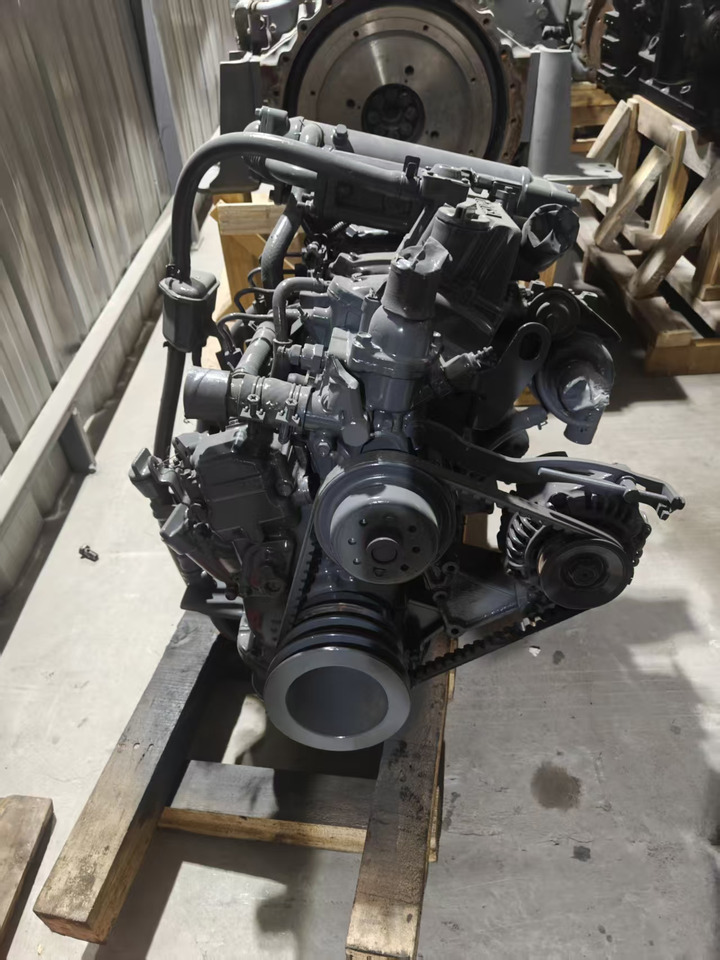 ISUZU 4LE2 - Motor za Bager: slika 2 ISUZU 4LE2 - Motor za Bager: slika 2