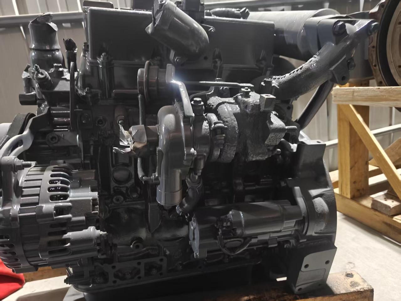 Isuzu 4LE2 - Motor za Bager: slika 2 Isuzu 4LE2 - Motor za Bager: slika 2