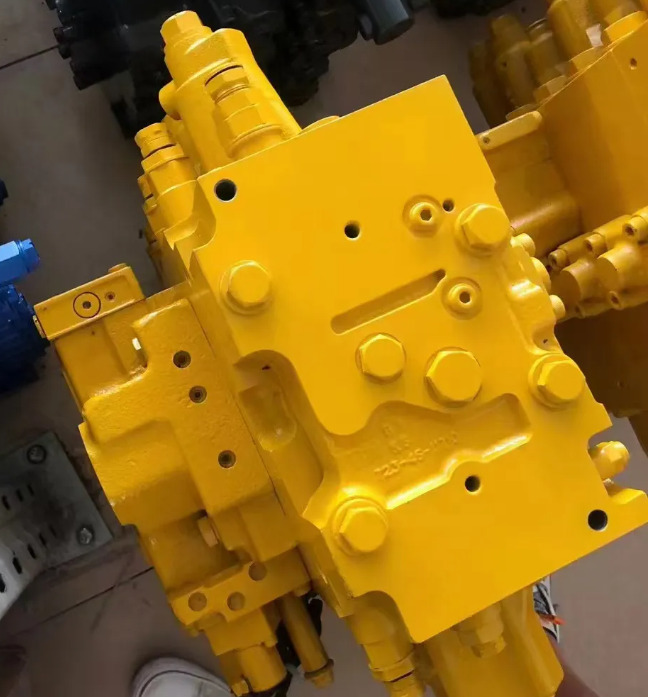 KOMATSU PC200-8 - Hidraulični ventil za Bager: slika 3 KOMATSU PC200-8 - Hidraulični ventil za Bager: slika 3