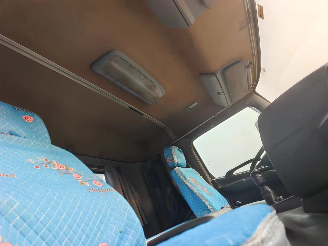 HINO HINO 700 - Tegljač: slika 5 HINO HINO 700 - Tegljač: slika 5