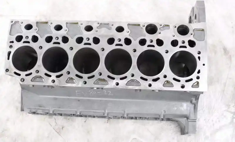 VOLVO D6E - Cilindar blok za Bager: slika 3 VOLVO D6E - Cilindar blok za Bager: slika 3