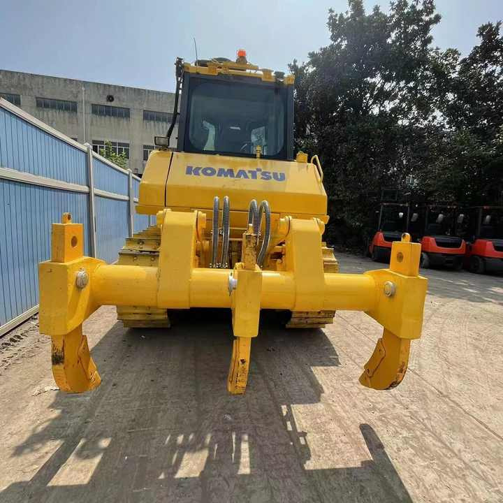 Cheap Price komatsu D65 Bulldozer with Ripper , Original Made Dozer komatsu D65 , komatsu D65p D80p D85p Bulldozer - Buldožer: slika 5 Cheap Price komatsu D65 Bulldozer with Ripper , Original Made Dozer komatsu D65 , komatsu D65p D80p D85p Bulldozer - Buldožer: slika 5