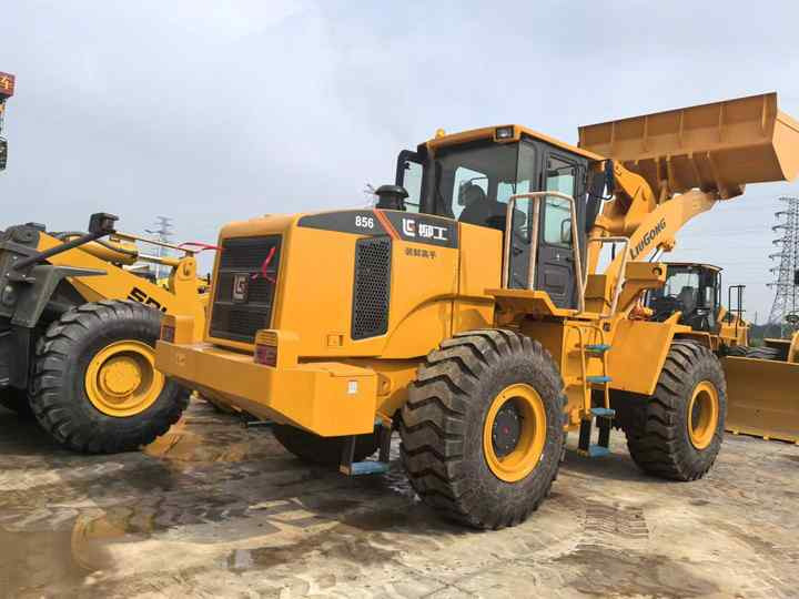 China Famous Brand LiuGong Medium-sized Wheel Loader LiuGong 856N Loader for Earthmoving, Mining, Construction for Sale - Utovarivač točkaš: slika 3 China Famous Brand LiuGong Medium-sized Wheel Loader LiuGong 856N Loader for Earthmoving, Mining, Construction for Sale - Utovarivač točkaš: slika 3