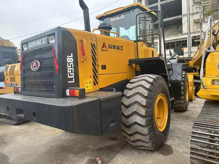 China Famous Brand SDLG Used SDLG 958L Wheel Loader Running Working Condition Low Price for Sale - Utovarivač točkaš: slika 5 China Famous Brand SDLG Used SDLG 958L Wheel Loader Running Working Condition Low Price for Sale - Utovarivač točkaš: slika 5