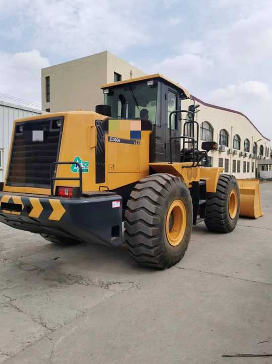China Jiangsu Famous Brand Used Wheel Good Condition Loader ZL50GN Used Loader for Sale - Utovarivač točkaš: slika 2 China Jiangsu Famous Brand Used Wheel Good Condition Loader ZL50GN Used Loader for Sale - Utovarivač točkaš: slika 2