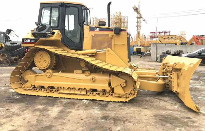 Good Condition D6m Mini Bulldozer New Crawler Bulldozer with Parts Price Bulldozers - Buldožer: slika 5 Good Condition D6m Mini Bulldozer New Crawler Bulldozer with Parts Price Bulldozers - Buldožer: slika 5