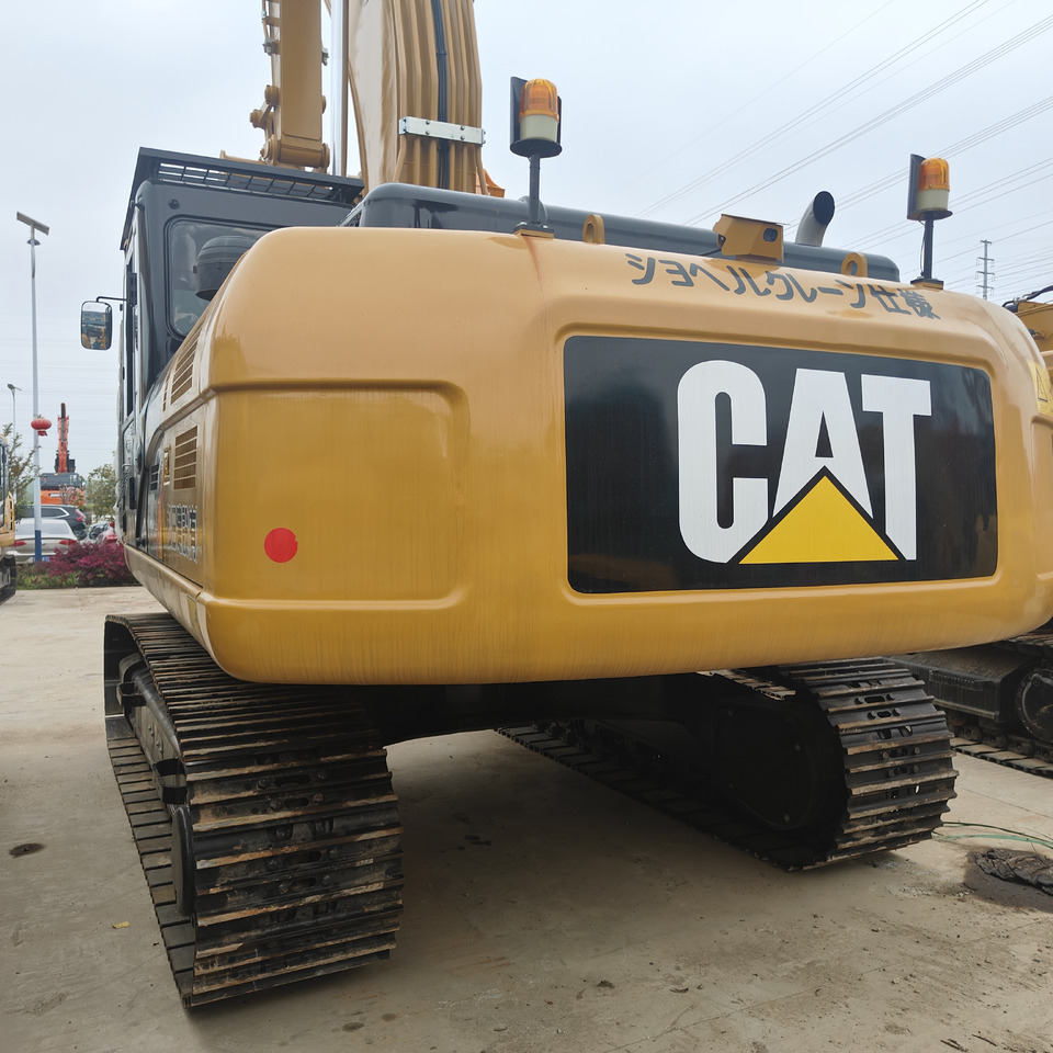 EXCAVATOR Used 30tons Large Caterpillar Excavator 330D2L for Sale Used Excavator in Fine Condition and Low Price Hot Sale - Građevinska mašina: slika 5 EXCAVATOR Used 30tons Large Caterpillar Excavator 330D2L for Sale Used Excavator in Fine Condition and Low Price Hot Sale - Građevinska mašina: slika 5