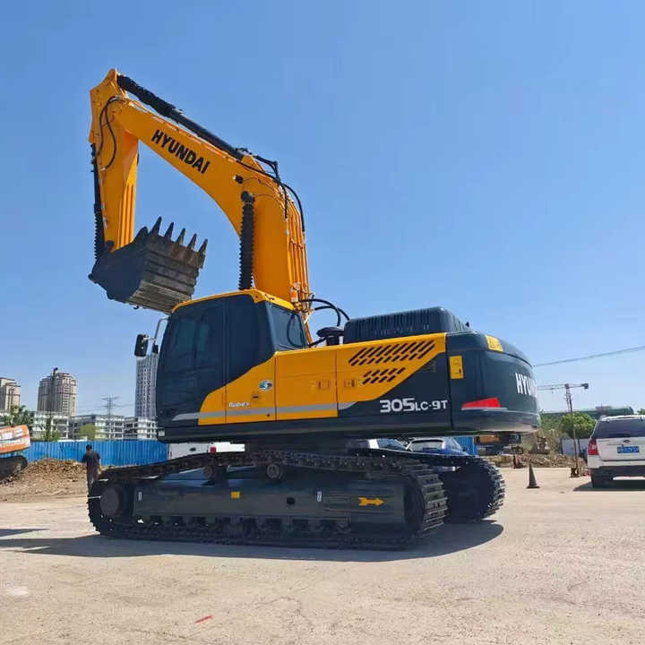 Heavy-Duty Hyundai 305 Excavator for Mining & Construction - Well-Maintained, Warranty Included - Bager guseničar: slika 1 Heavy-Duty Hyundai 305 Excavator for Mining & Construction - Well-Maintained, Warranty Included - Bager guseničar: slika 1