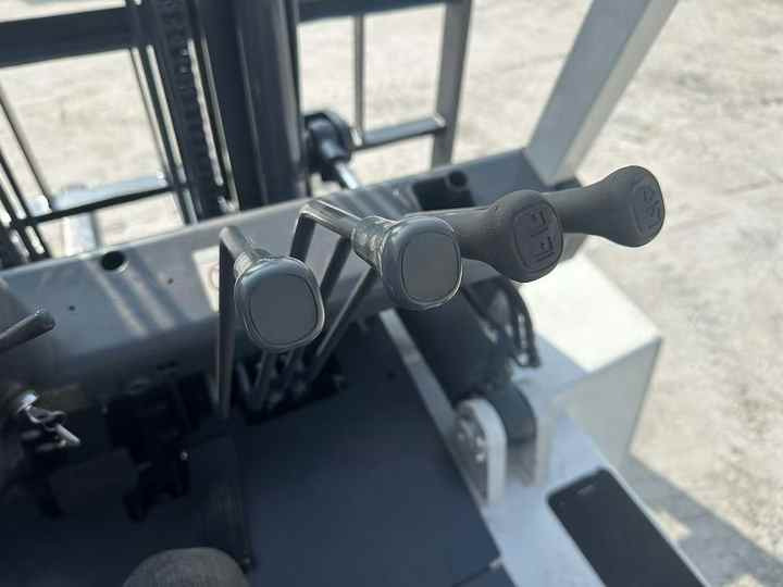 High Quality TCM 7 Ton with Hydraulic Distance Adjustment Used Forklift in Stock Used tcm Forklift 7 Ton Used tcm Fd70 Forklift - Viljuškar: slika 4 High Quality TCM 7 Ton with Hydraulic Distance Adjustment Used Forklift in Stock Used tcm Forklift 7 Ton Used tcm Fd70 Forklift - Viljuškar: slika 4