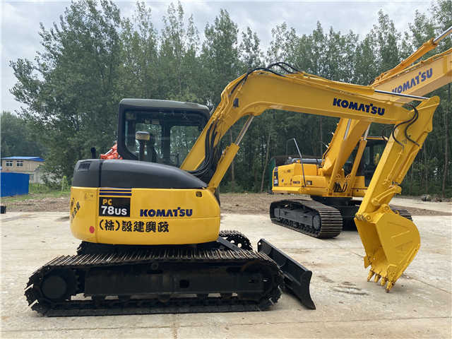 High Quality Used Crawler Excavator komatsu Pc78 Pc128 Pc138 Pc200-8 Pc220-8 Pc240-8 Excavator - Bager: slika 3 High Quality Used Crawler Excavator komatsu Pc78 Pc128 Pc138 Pc200-8 Pc220-8 Pc240-8 Excavator - Bager: slika 3