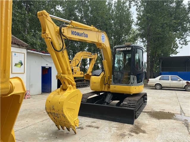 High Quality Used Crawler Excavator komatsu Pc78 Pc128 Pc138 Pc200-8 Pc220-8 Pc240-8 Excavator - Bager: slika 2 High Quality Used Crawler Excavator komatsu Pc78 Pc128 Pc138 Pc200-8 Pc220-8 Pc240-8 Excavator - Bager: slika 2