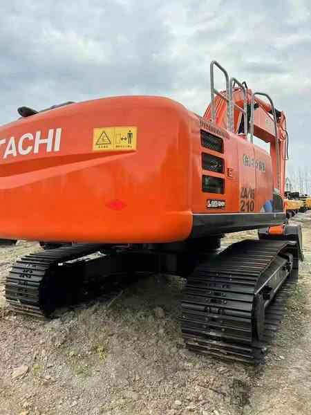 Hitachi Brand Zx210 Crawler Excavator 21tons Digger for Sale Used Hitachi Zx200 210 350 Excavator in Stock on Sale - Bager: slika 2 Hitachi Brand Zx210 Crawler Excavator 21tons Digger for Sale Used Hitachi Zx200 210 350 Excavator in Stock on Sale - Bager: slika 2