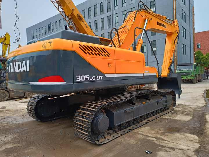 Hyundai Digger 305-9T Second Hand Korea Made High Performance Machine Hyundai Excavator for Sale - Bager guseničar: slika 3 Hyundai Digger 305-9T Second Hand Korea Made High Performance Machine Hyundai Excavator for Sale - Bager guseničar: slika 3