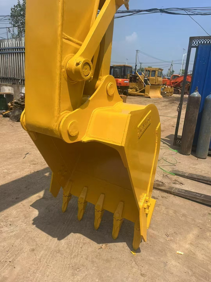 KOMATSU Used Second-hand Hotsale Excavator PC160 - Bager guseničar: slika 2 KOMATSU Used Second-hand Hotsale Excavator PC160 - Bager guseničar: slika 2