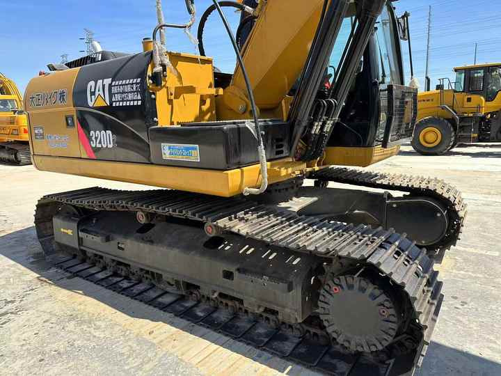 Reasonable Price Japan Original 330d2 Caterpillar Excavator CAT USED 329D2 320D2 325D 315D Excavator - Bager guseničar: slika 3 Reasonable Price Japan Original 330d2 Caterpillar Excavator CAT USED 329D2 320D2 325D 315D Excavator - Bager guseničar: slika 3