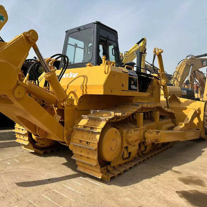 Second Hand Koamtsu D155 Bulldozer Hot Sale , komatsu D60 65 D85 D155 - Buldožer: slika 1 Second Hand Koamtsu D155 Bulldozer Hot Sale , komatsu D60 65 D85 D155 - Buldožer: slika 1