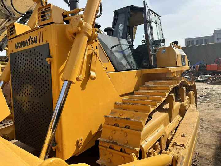Second Hand Koamtsu D155 Bulldozer Hot Sale , komatsu D60 65 D85 D155 - Buldožer: slika 4 Second Hand Koamtsu D155 Bulldozer Hot Sale , komatsu D60 65 D85 D155 - Buldožer: slika 4