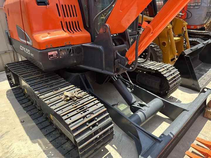 USED Doosan Dx55 Mini Excavator with Good Condition for Sale - Bager: slika 2 USED Doosan Dx55 Mini Excavator with Good Condition for Sale - Bager: slika 2