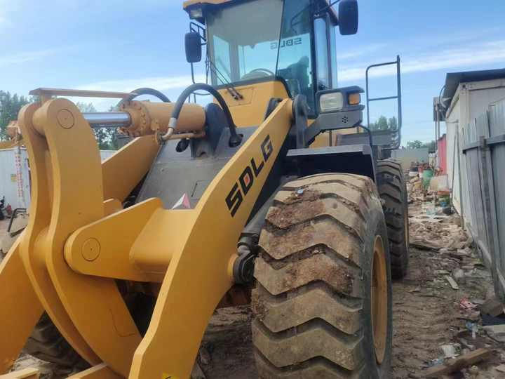USED Loaders SDLG LG956F WHEEL LOADER in China Machines for Sale - Utovarivač točkaš: slika 2 USED Loaders SDLG LG956F WHEEL LOADER in China Machines for Sale - Utovarivač točkaš: slika 2