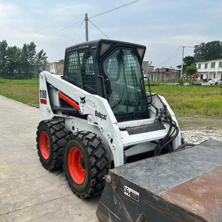 Used Bob Cat Bob Cat S160 Used Mini Skid Steer Wheel Loader Multifunctional Track Loaders Bobcat S160 2.7 Ton - Utovarivač točkaš: slika 1 Used Bob Cat Bob Cat S160 Used Mini Skid Steer Wheel Loader Multifunctional Track Loaders Bobcat S160 2.7 Ton - Utovarivač točkaš: slika 1