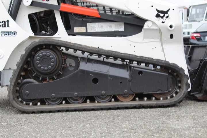 Used Bob Cat Bob Cat T590 Used Skid Steer Wheel Loader Multifunctional Track Loaders Bobcat - Utovarivač točkaš: slika 4 Used Bob Cat Bob Cat T590 Used Skid Steer Wheel Loader Multifunctional Track Loaders Bobcat - Utovarivač točkaš: slika 4