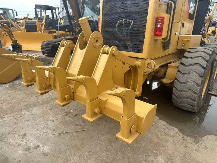 Used Caterpillar CAT 140k Land Road Motor Grader CAT140k Used Grader Cheap Price for Sale - Grejder: slika 2 Used Caterpillar CAT 140k Land Road Motor Grader CAT140k Used Grader Cheap Price for Sale - Grejder: slika 2
