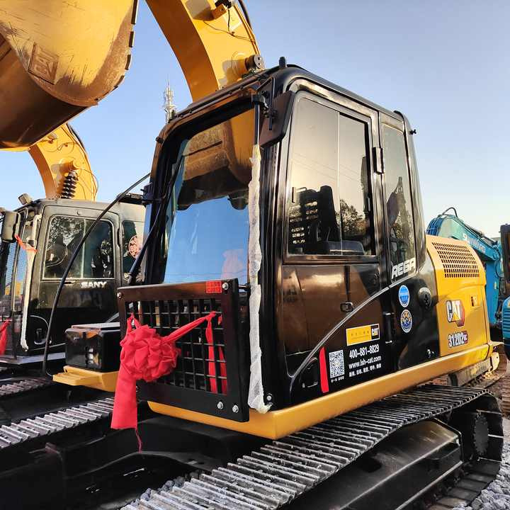 Used Crawler Caterpillar 312D Excavator with Good Condition for Sale - Bager guseničar: slika 2 Used Crawler Caterpillar 312D Excavator with Good Condition for Sale - Bager guseničar: slika 2