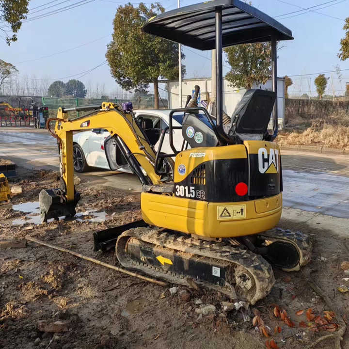 Used Digger CAT 301 Construction Machinery 2 Ton Construction Digger Used CAT 301 Cheap Excavator - Bager guseničar: slika 1 Used Digger CAT 301 Construction Machinery 2 Ton Construction Digger Used CAT 301 Cheap Excavator - Bager guseničar: slika 1